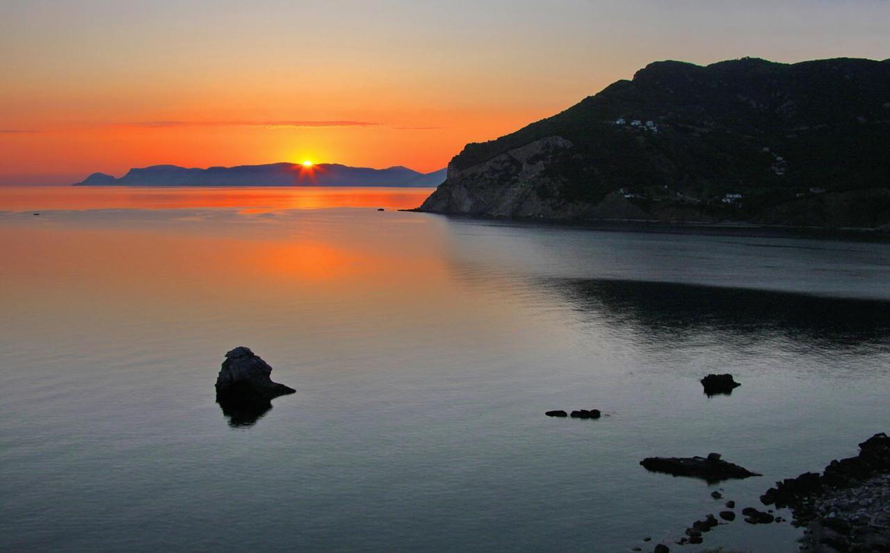 Skopelos Aerino House Esterno foto
